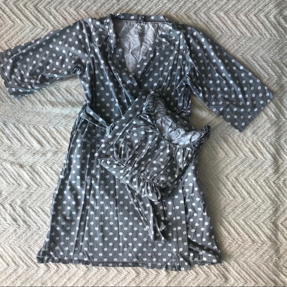 Maternity nursing nightgown and robe set